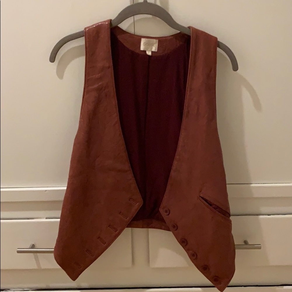 Golde chestnut leather vest